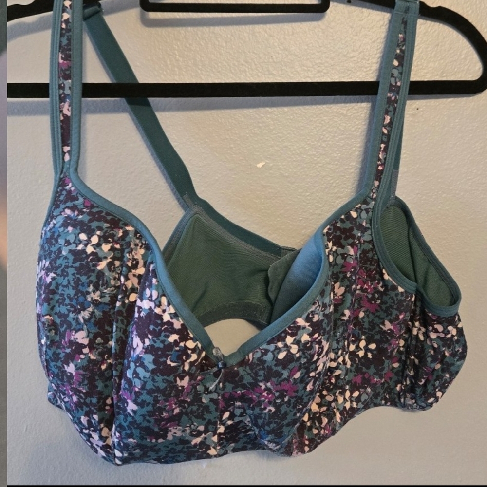 Cacique Floral Print Women's Bra, Size 44D